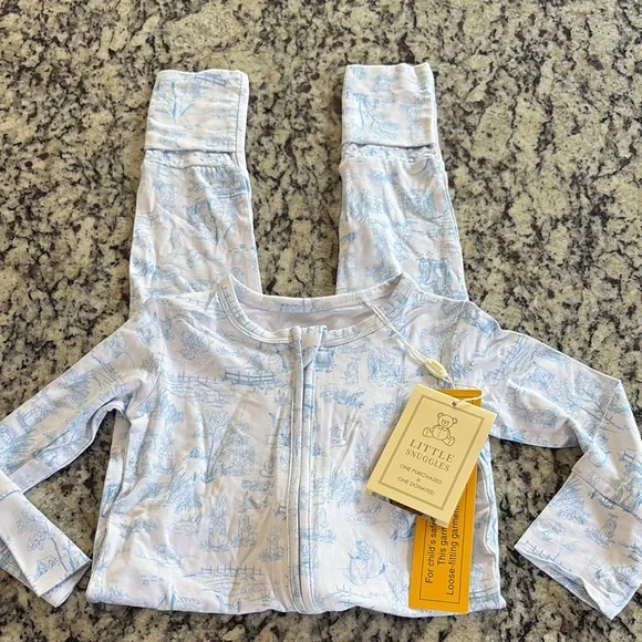 Little Snuggles Peter Rabbit Sleeper - Picture 1 of 11